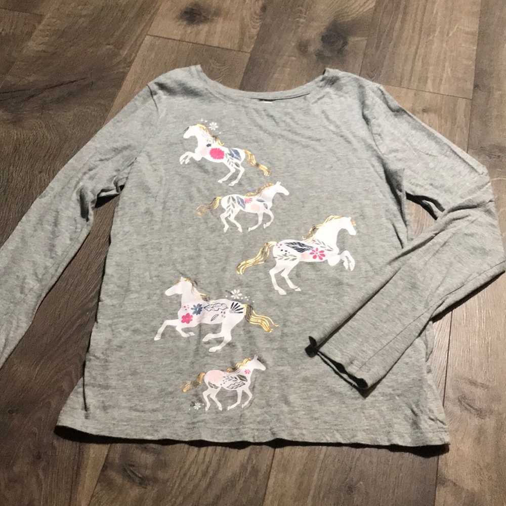 💜4/$10 3/$8 unicorn top